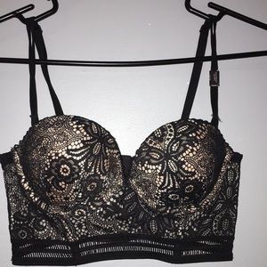 32 B Victoria's Secret Bra